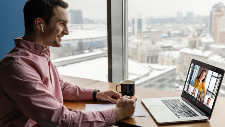 employee-traning-program-webinar