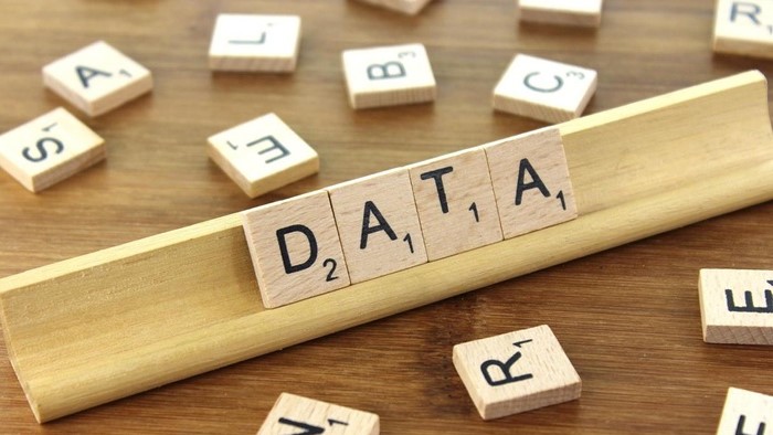 data-analysys-The-word-DATA-created-in-Scrabble