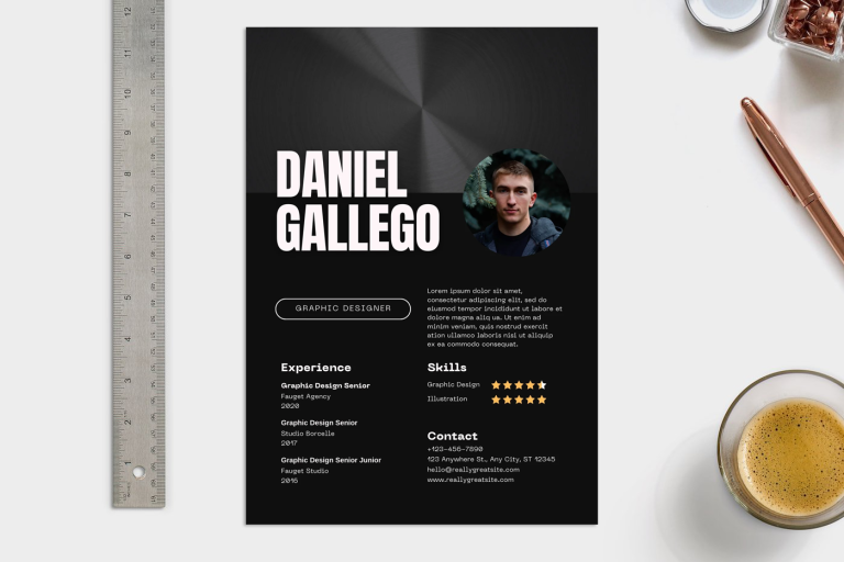 canva-black-modern-design-internship-cv-template