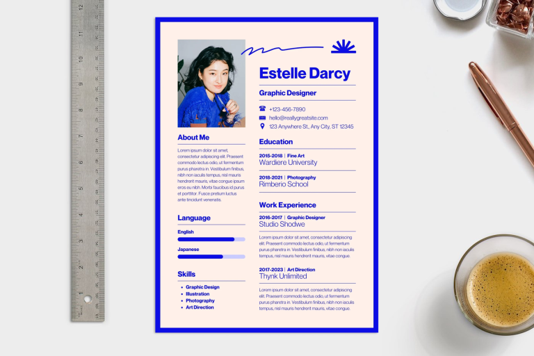 canva-blue-clean-modern-internship-cv-template