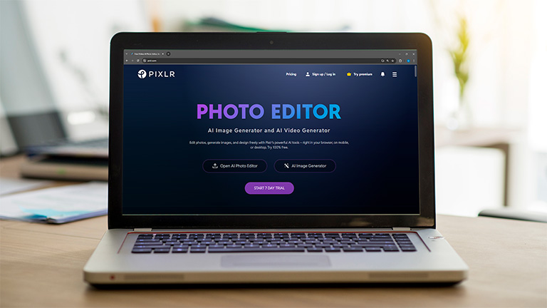 pixlr as an example of a canva alternative